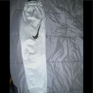 Men’s Nike sweatpants